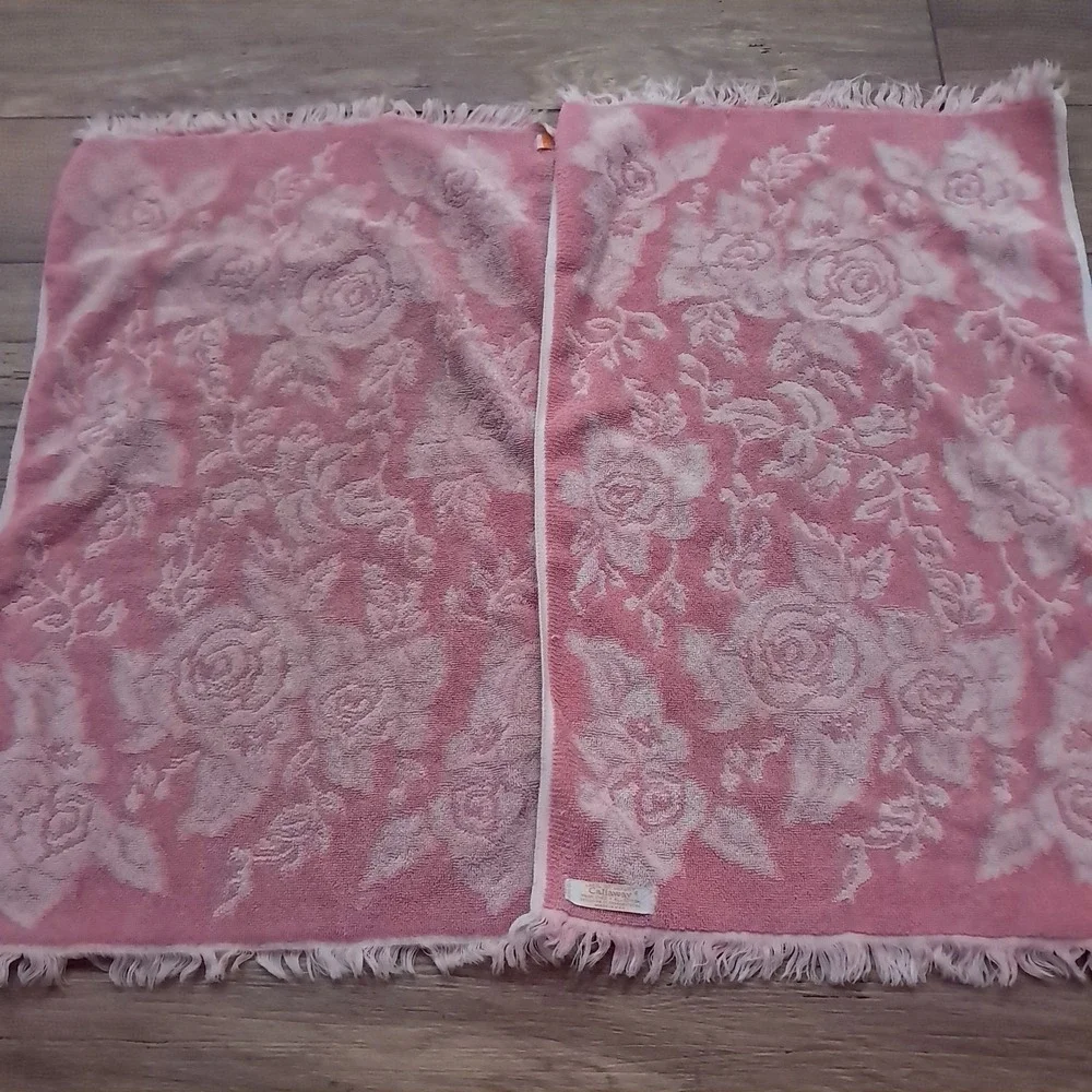 Vintage Callaway‎ Towels Pink Rose Floral hand bath fringe USA pastel reversible